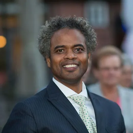 Golden Treasure Deluxe